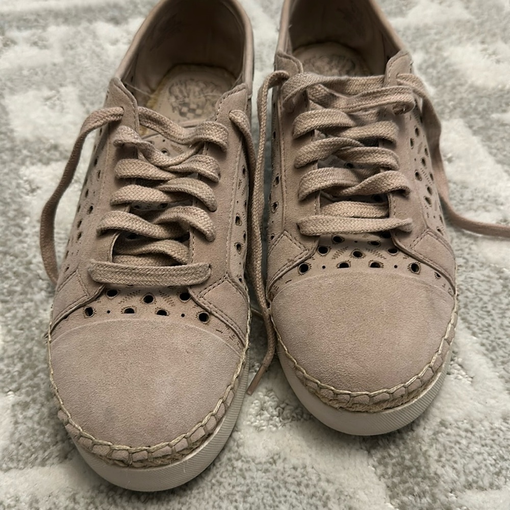 Vince Camuto Sneakers Size 7